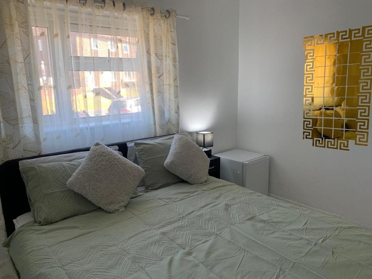Double Room Bentilee Bucknall  エクステリア 写真